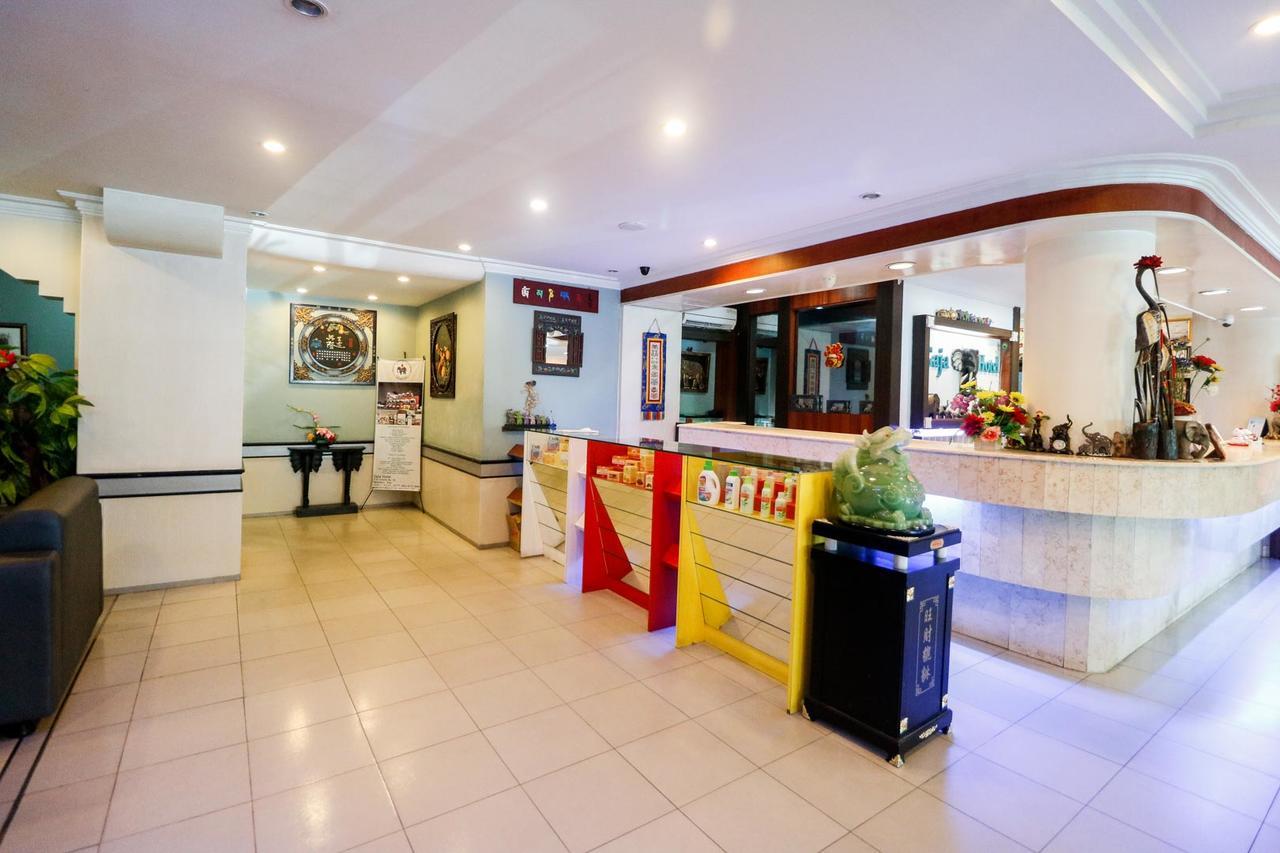 Reddoorz Plus @ Jalan Dr Sutomo פקאנבארו מראה חיצוני תמונה