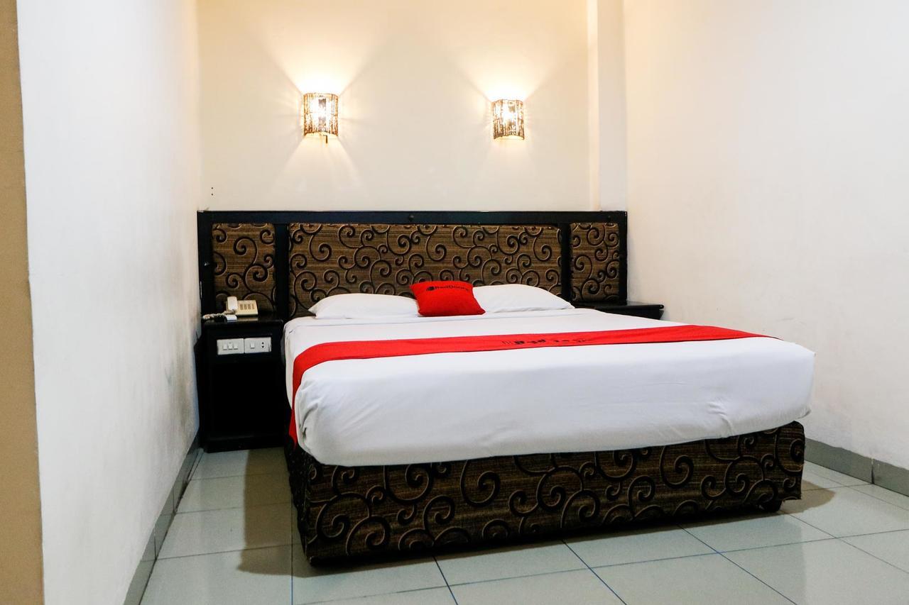 Reddoorz Plus @ Jalan Dr Sutomo פקאנבארו מראה חיצוני תמונה