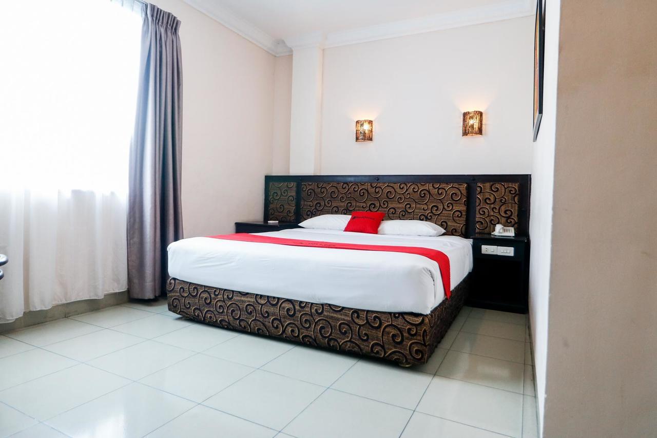 Reddoorz Plus @ Jalan Dr Sutomo פקאנבארו מראה חיצוני תמונה