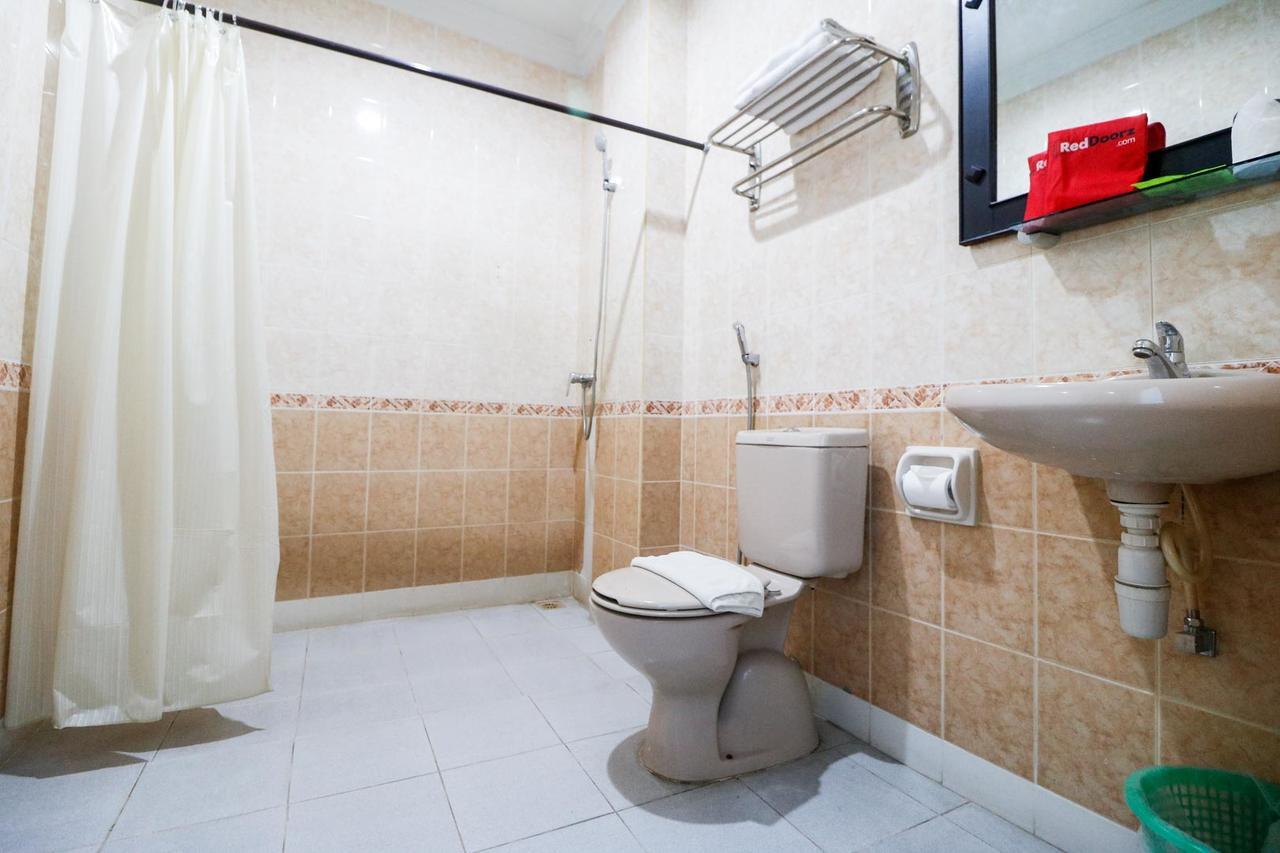 Reddoorz Plus @ Jalan Dr Sutomo פקאנבארו מראה חיצוני תמונה