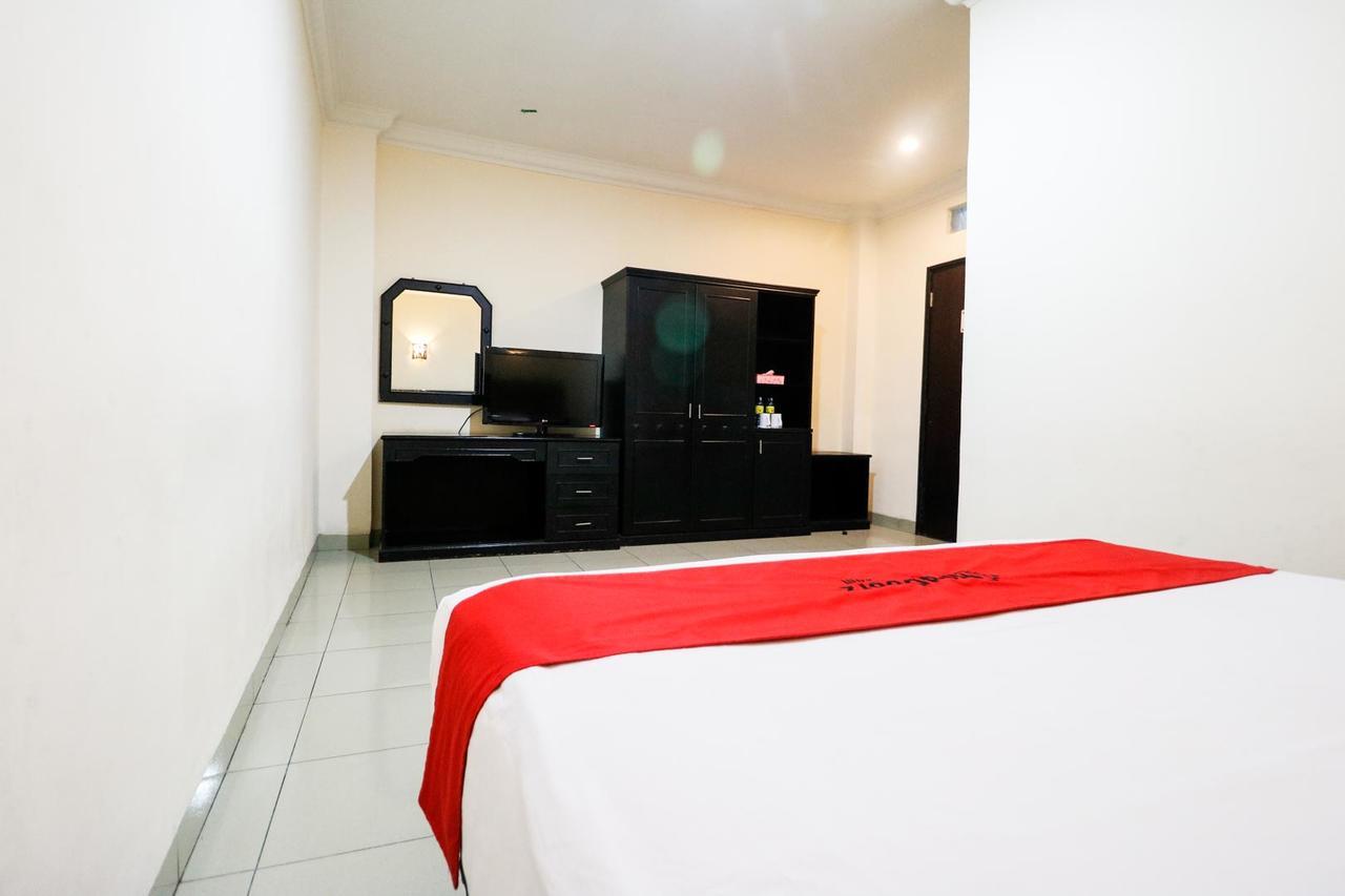 Reddoorz Plus @ Jalan Dr Sutomo פקאנבארו מראה חיצוני תמונה